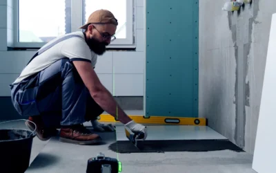 Saw Carpenter Using Circular Wood For Roofing